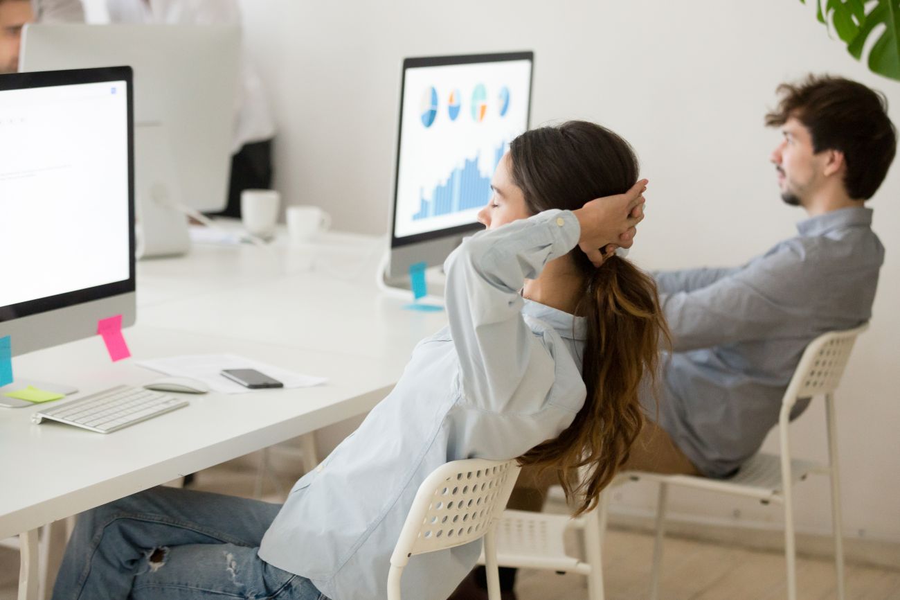 Ergonomia pracy – jak urządzić stanowisko, żeby nie szkodzić zdrowiu?